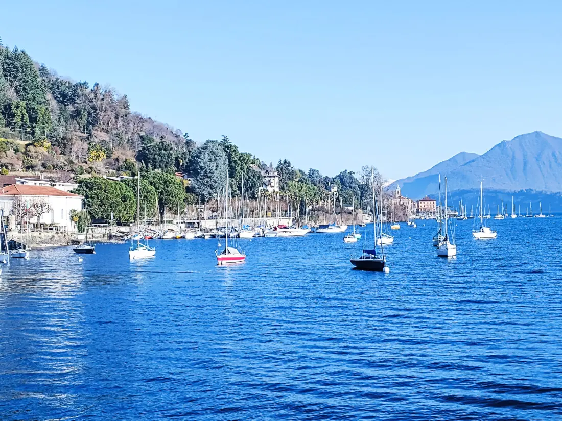 Résidence By the lake