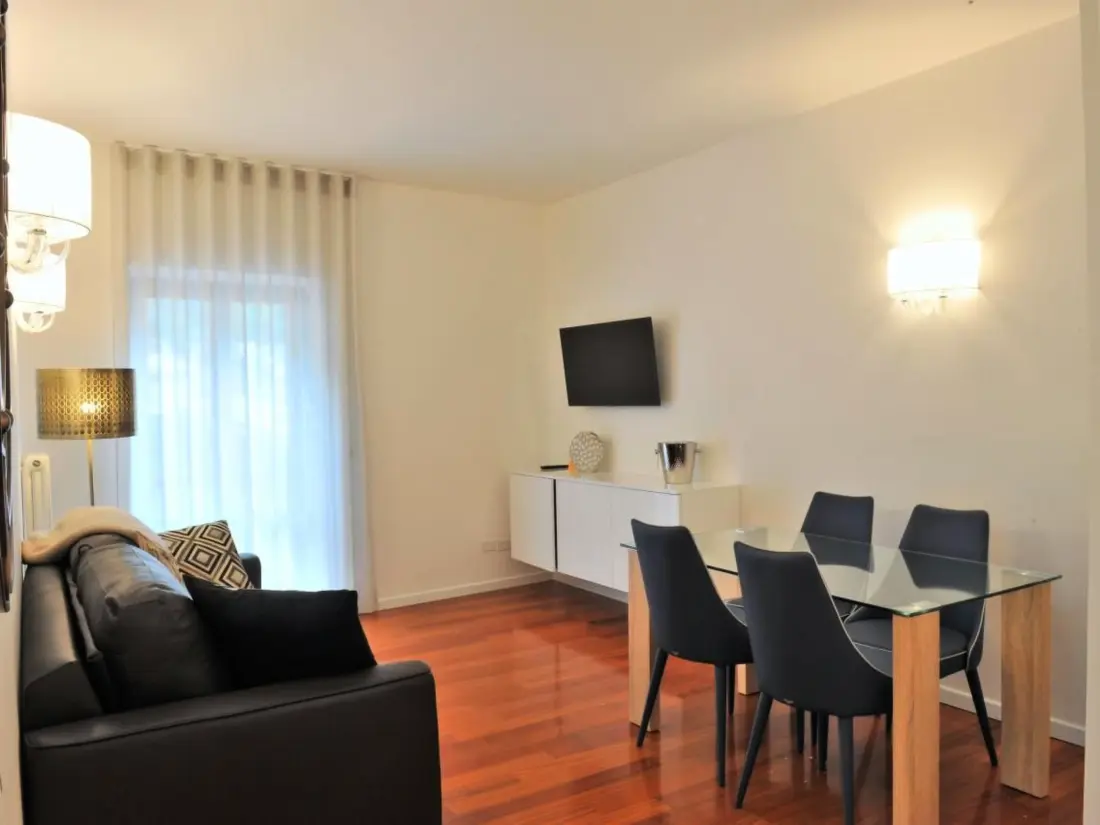 Résidence Große Wohnung in Limone Sul Garda mit Terrasse und Garten und Nah am Strand