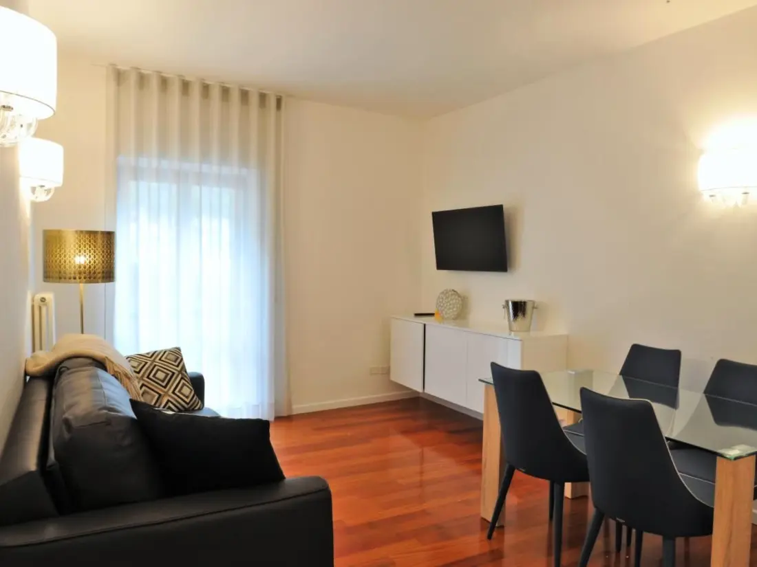 Résidence Große Wohnung in Limone Sul Garda mit Terrasse und Garten und Nah am Strand