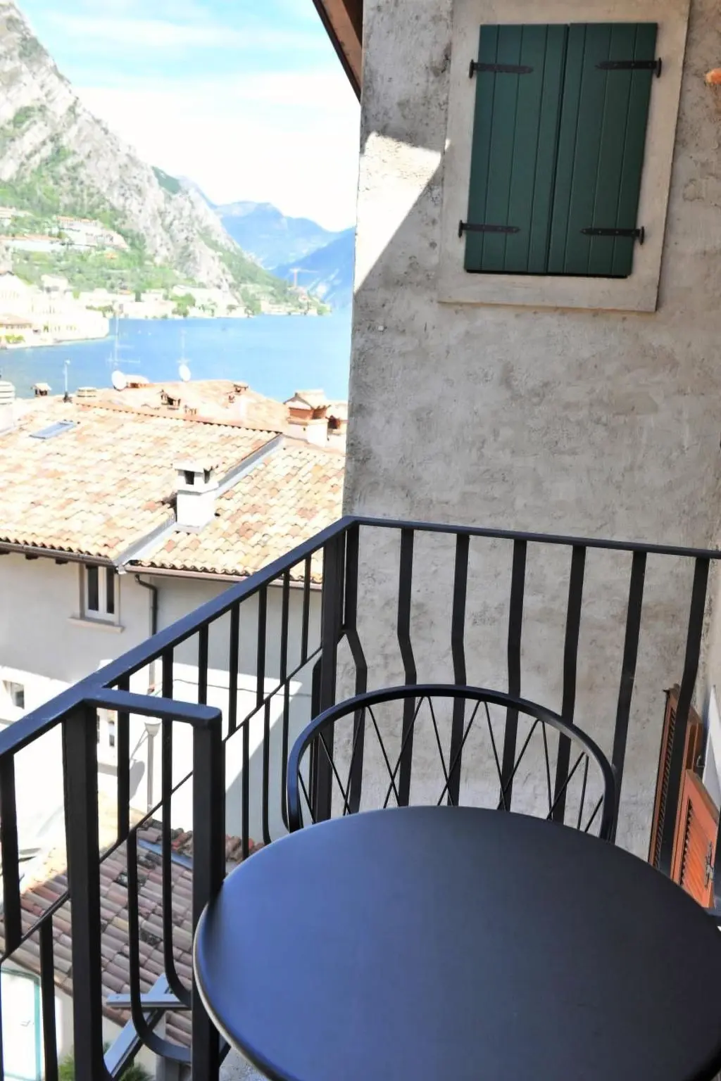 Résidence Große Wohnung in Limone Sul Garda mit Terrasse und Garten und Nah am Strand