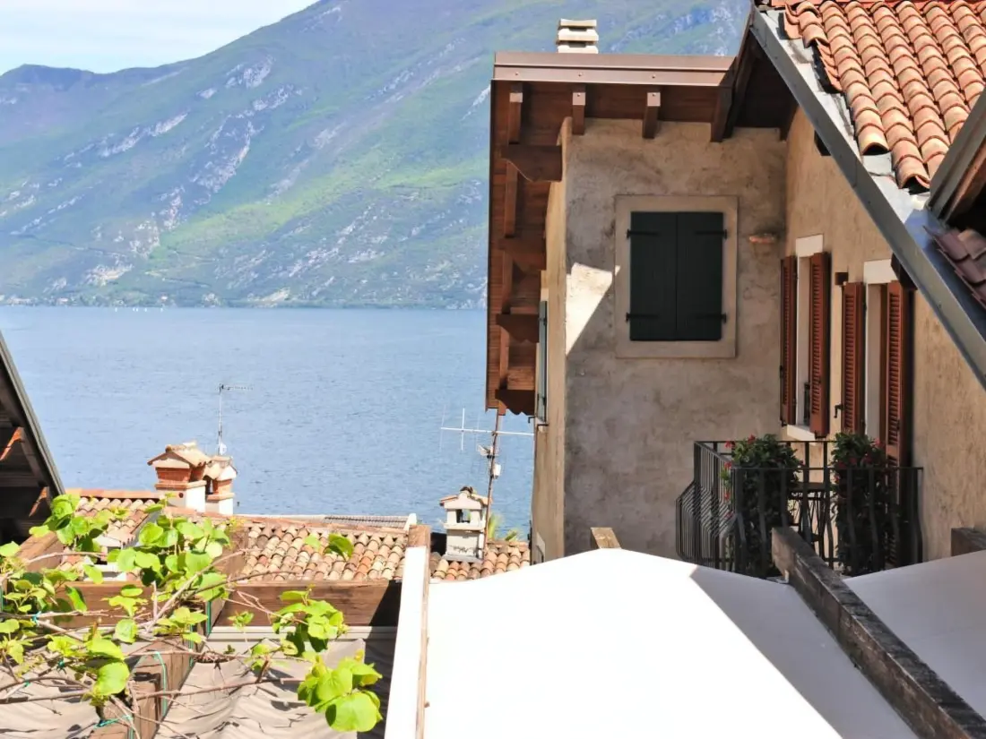 Résidence Große Wohnung in Limone Sul Garda mit Terrasse und Garten und Nah am Strand