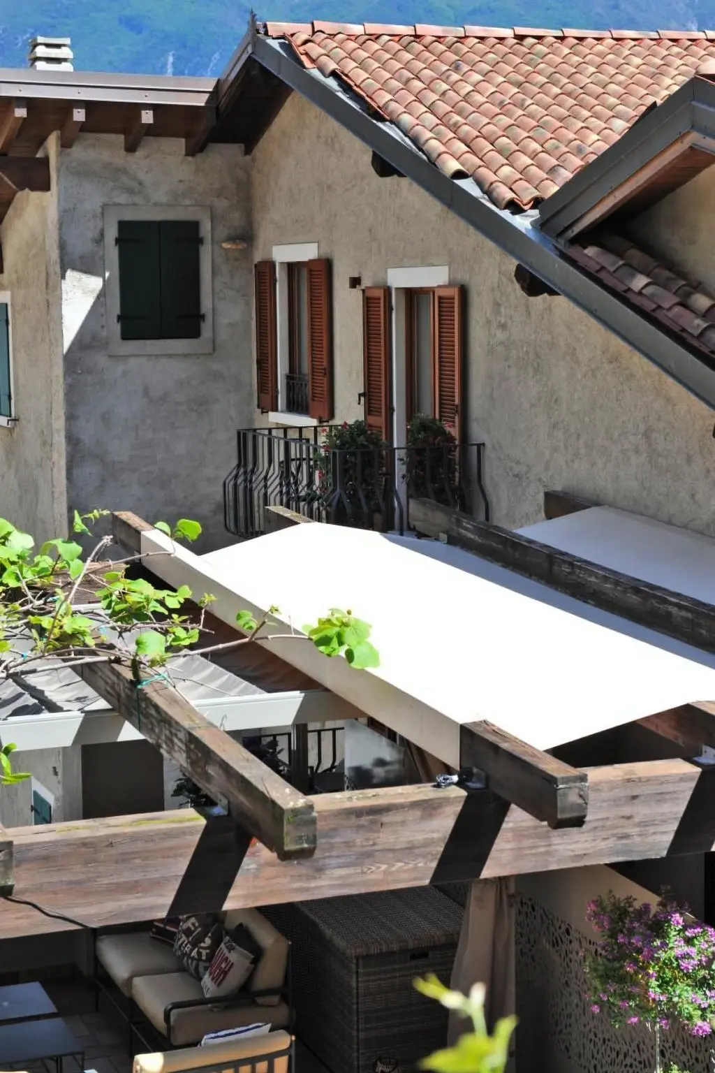 Résidence Große Wohnung in Limone Sul Garda mit Terrasse und Garten und Nah am Strand