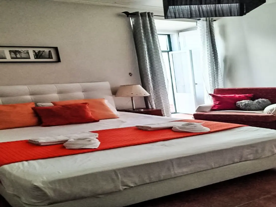 Résidence Apartment near Feira da Ladra & Alfama
