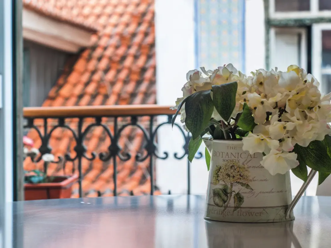Résidence Schicker urbaner Rückzugsort in der Innenstadt, Balkon und Ausblick