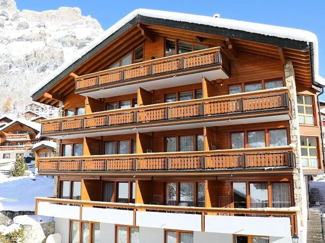 Résidence Adlerhorst Leukerbad # 4-bed apartment, Dusche, WC