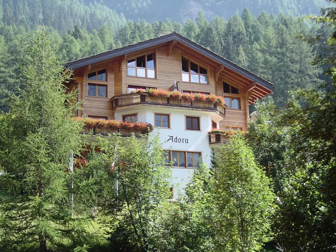 Résidence Adora Leukerbad # 4-bed apartment, Bad, WC
