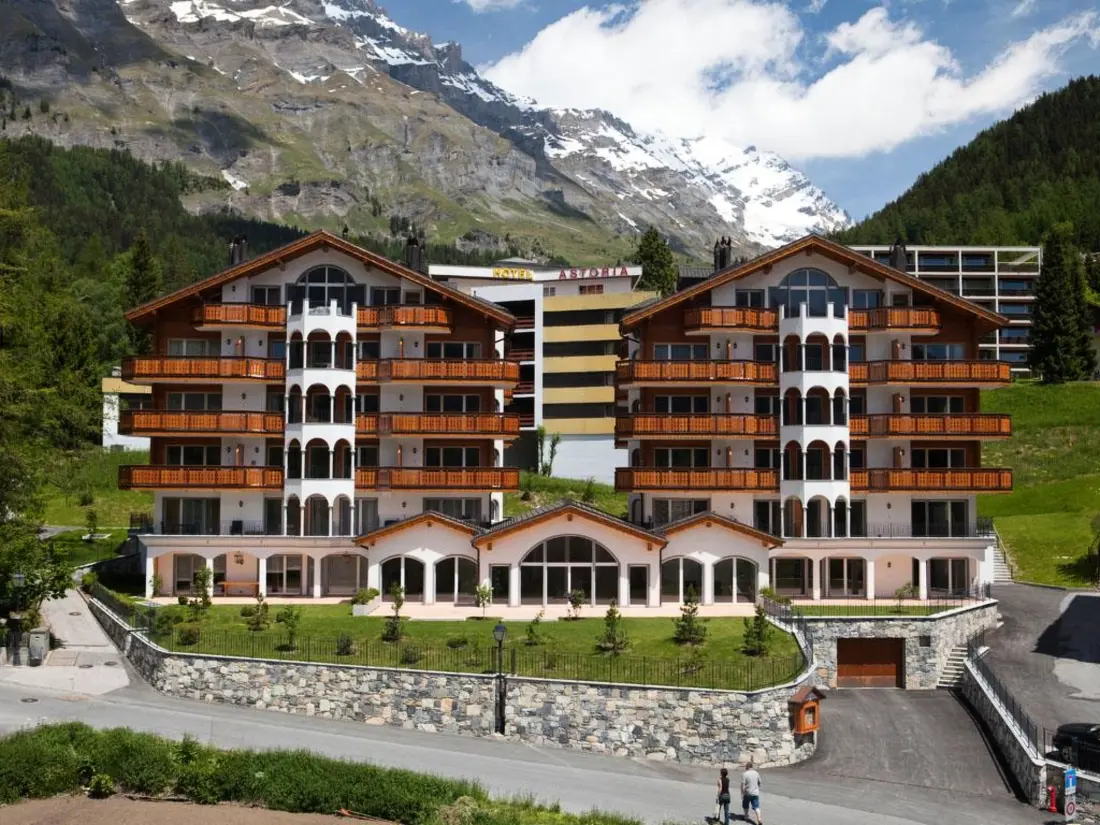 Résidence Ambassador B13 # 4-bed apartment, Dusche und Bad, WC