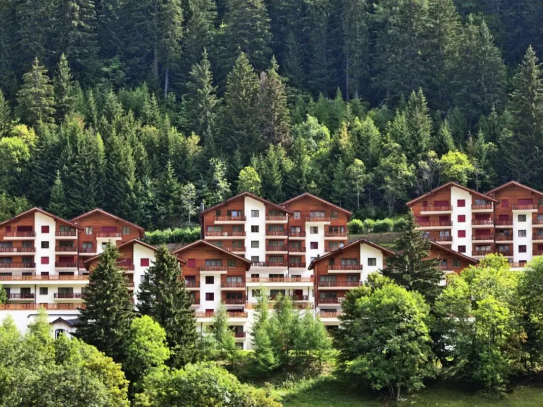 Résidence Les Naturelles B 106 # 5-bed apartment, Dusche und Bad, WC