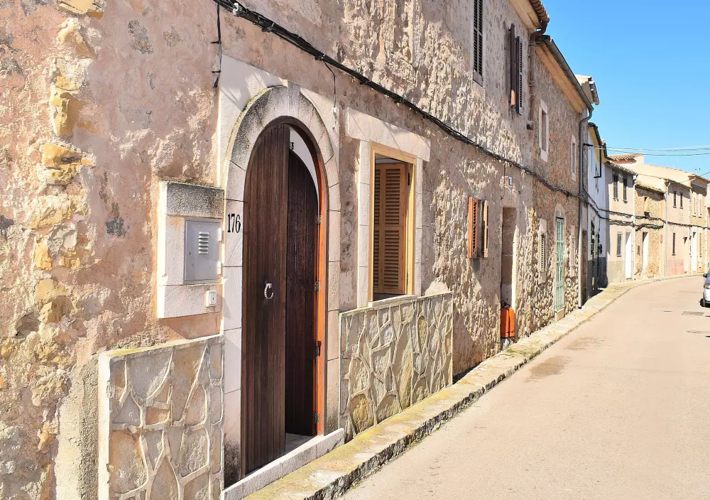 à Maria de la Salut