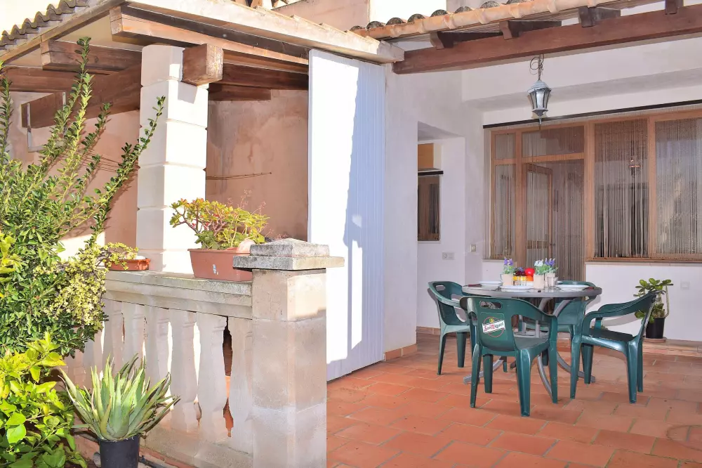 à Maria de la Salut