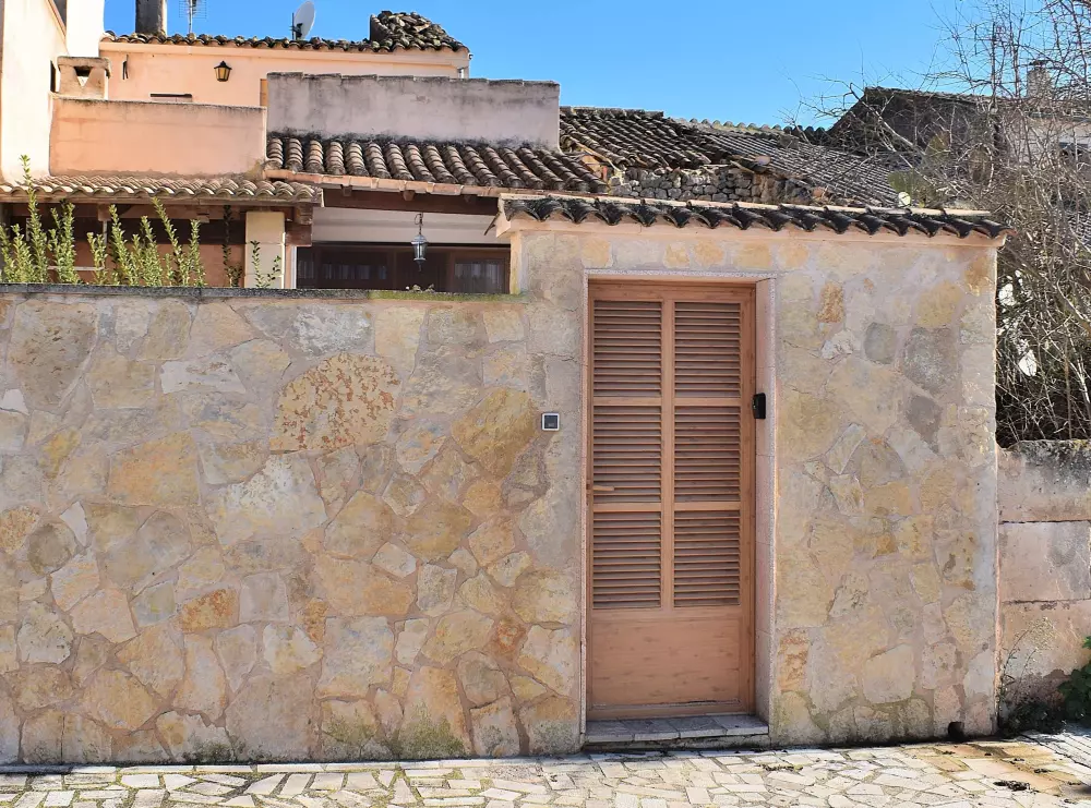 à Maria de la Salut