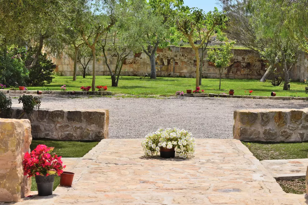 à Maria de la Salut