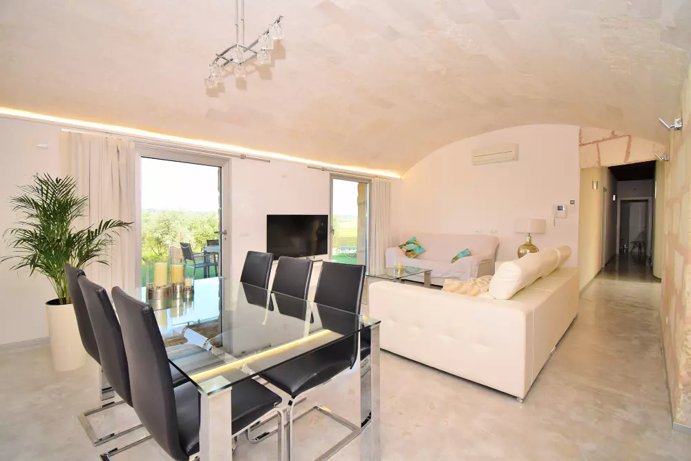 à Maria de la Salut