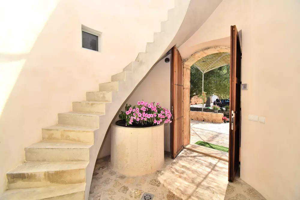 à Maria de la Salut