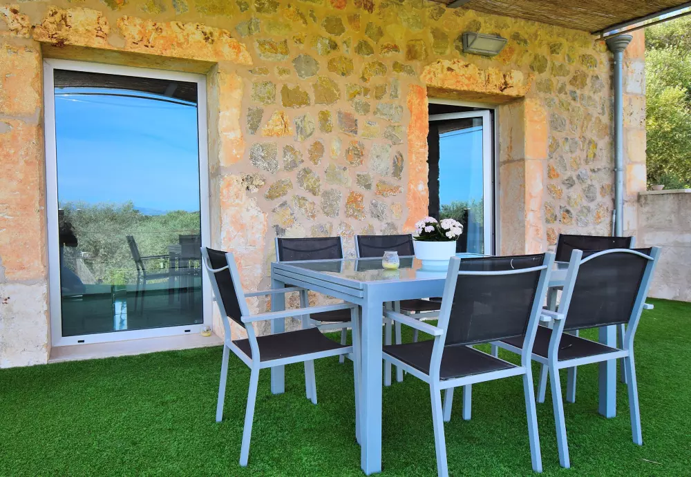 à Maria de la Salut