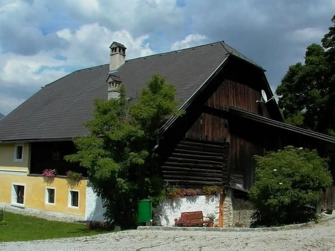 Résidence Erdgeschosswohnung in 320 Jahre altem Haus