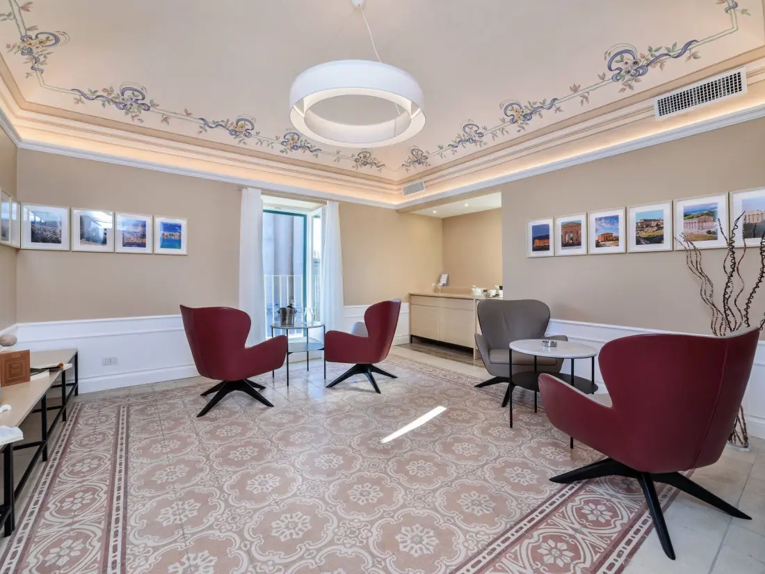 Résidence Großes Appartement in Ragusa mit Kleinem Balkon
