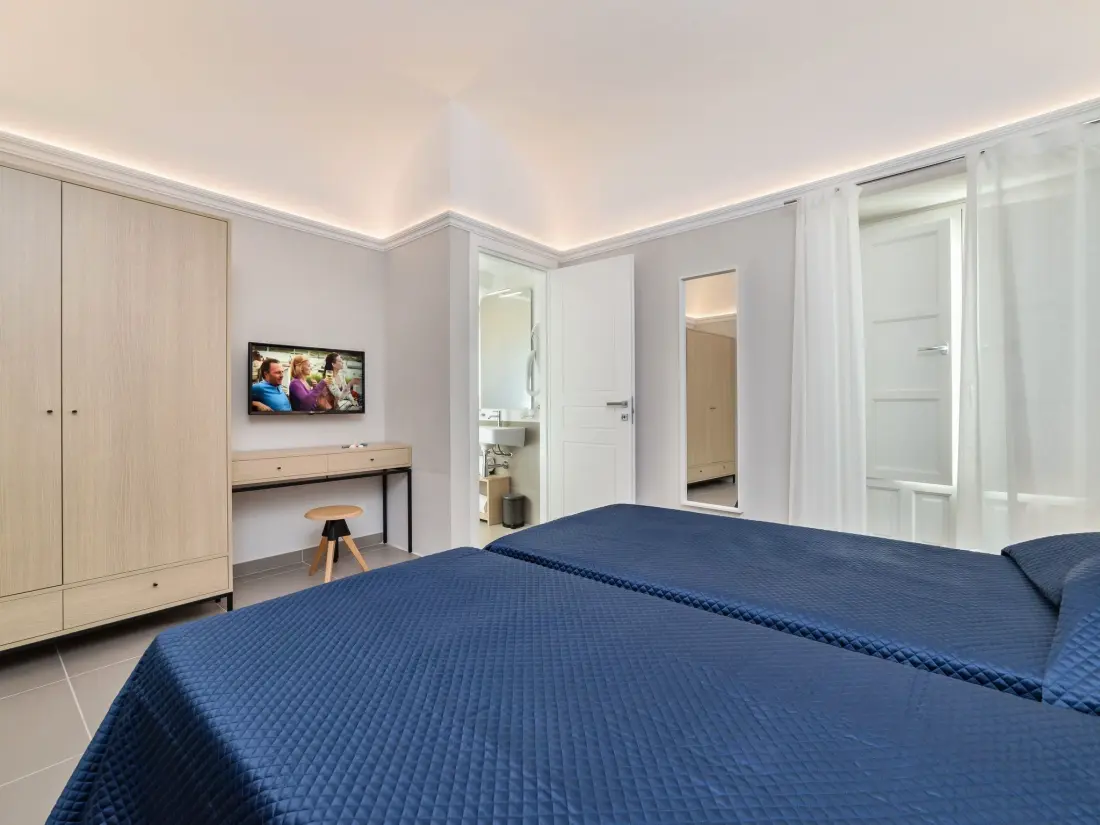 Résidence Großes Appartement in Ragusa mit Kleinem Balkon