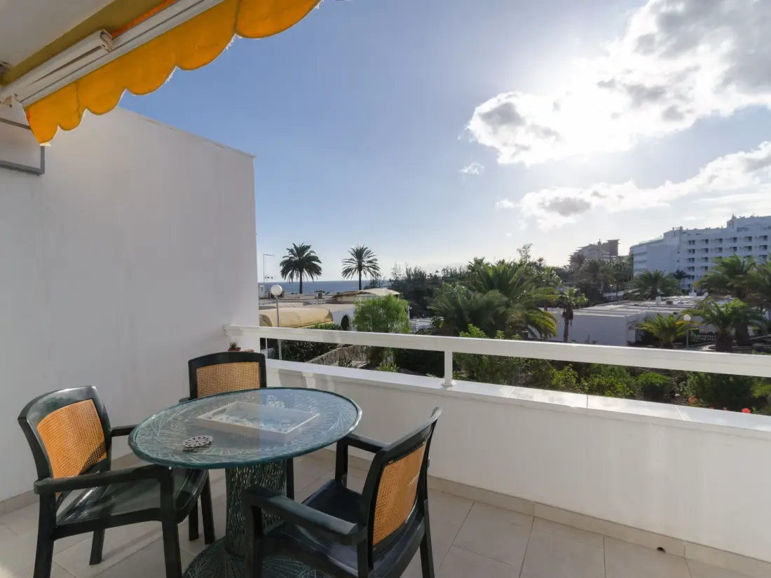 Résidence Terrassenwohnung mit zwei Schlafzimmern am Strand