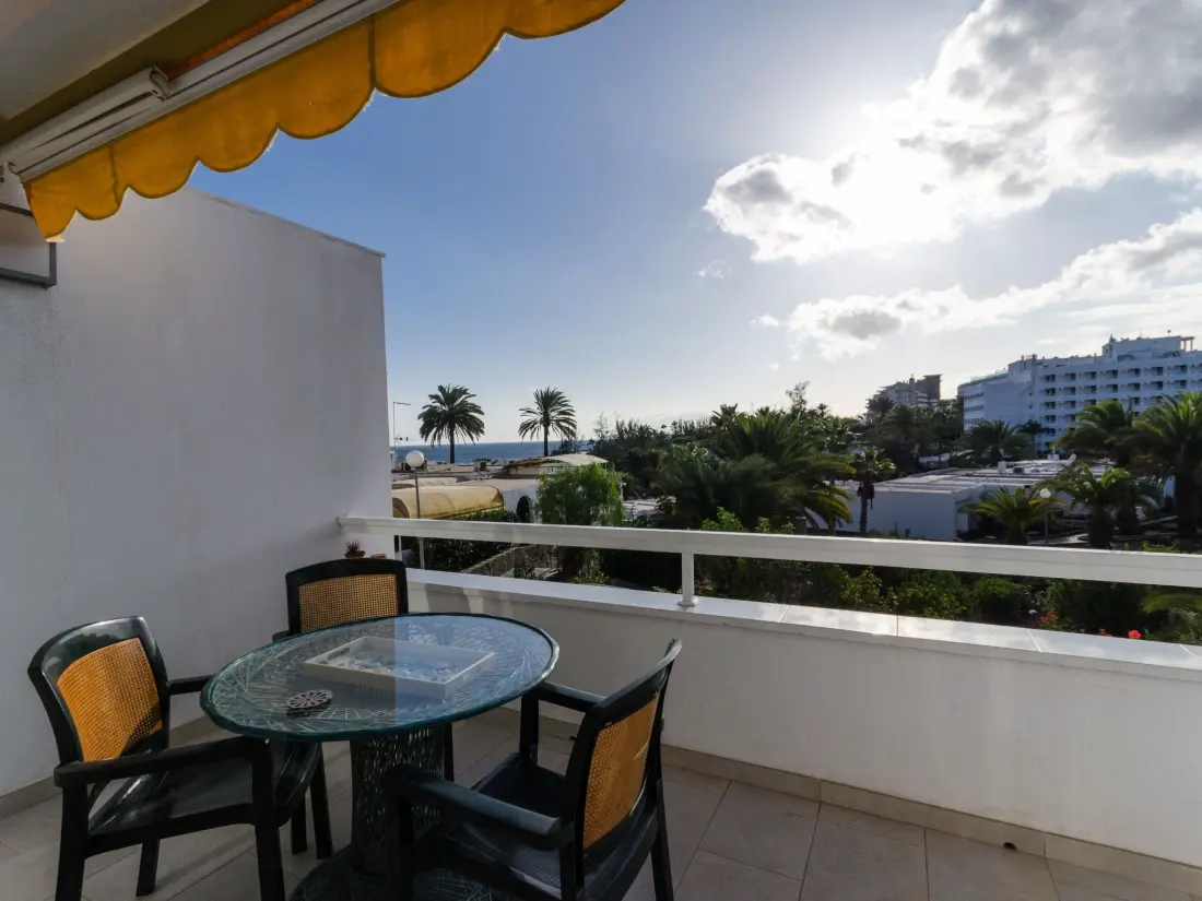 Résidence Terrassenwohnung mit zwei Schlafzimmern am Strand