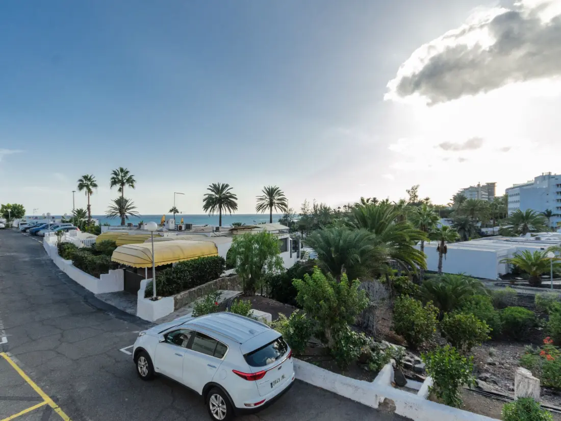 Résidence Terrassenwohnung mit zwei Schlafzimmern am Strand