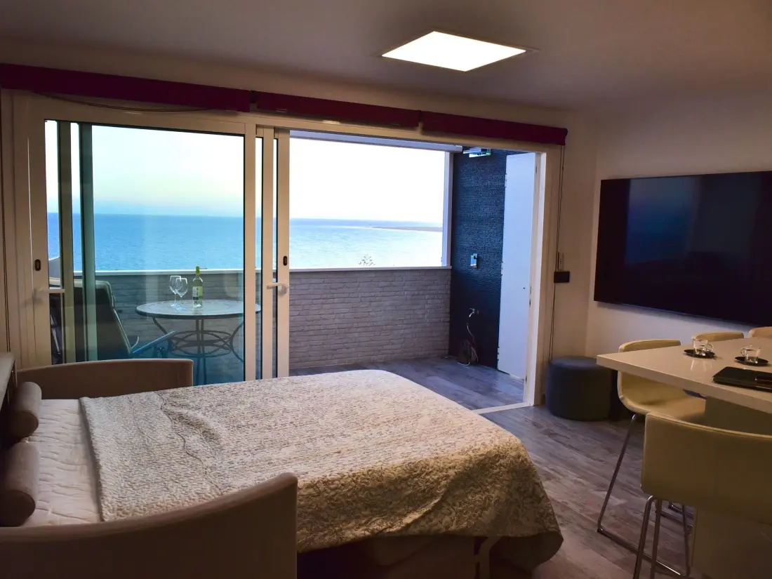 Résidence Traumwohnung mit Meerblick und Gemeinschaftspool