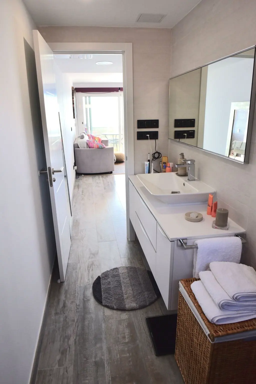 Résidence Traumwohnung mit Meerblick und Gemeinschaftspool