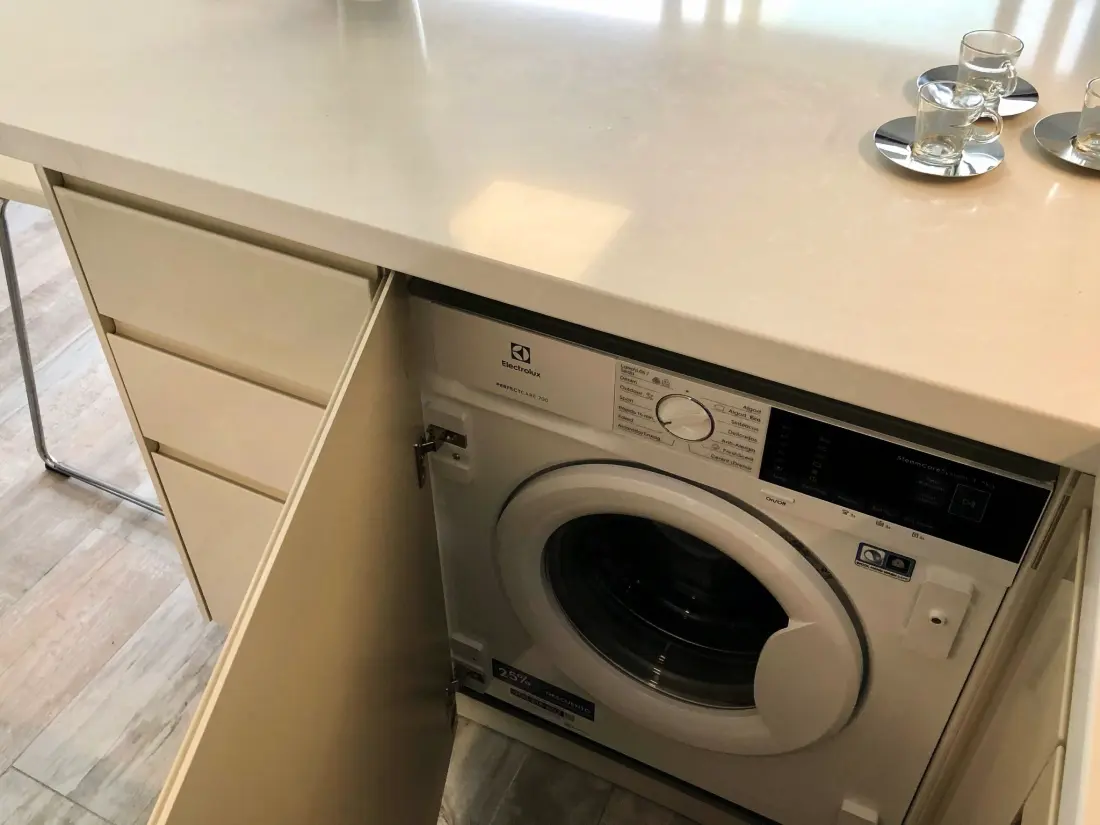 Résidence Traumwohnung mit Meerblick und Gemeinschaftspool