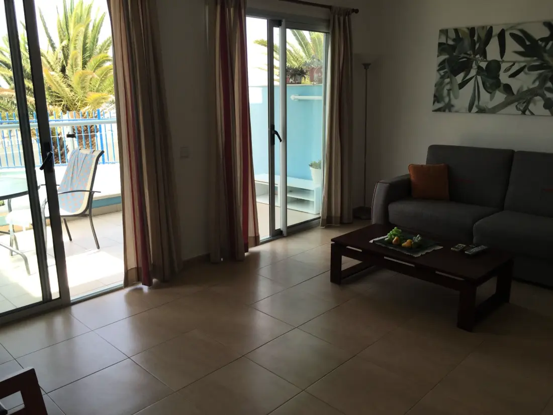 Résidence Beach blue Ferienwohnung, Klimaanlage, WLAN, Terrasse