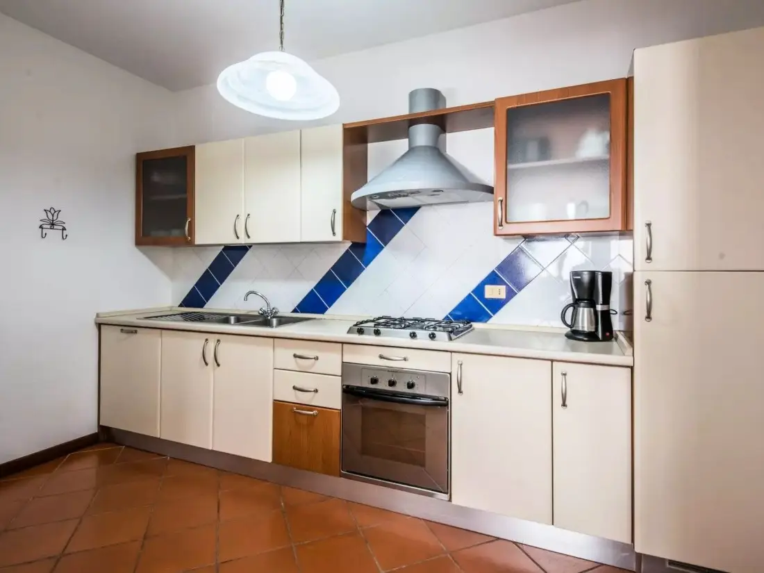 Résidence Wohnung mit Garten und oberirdischem Pool