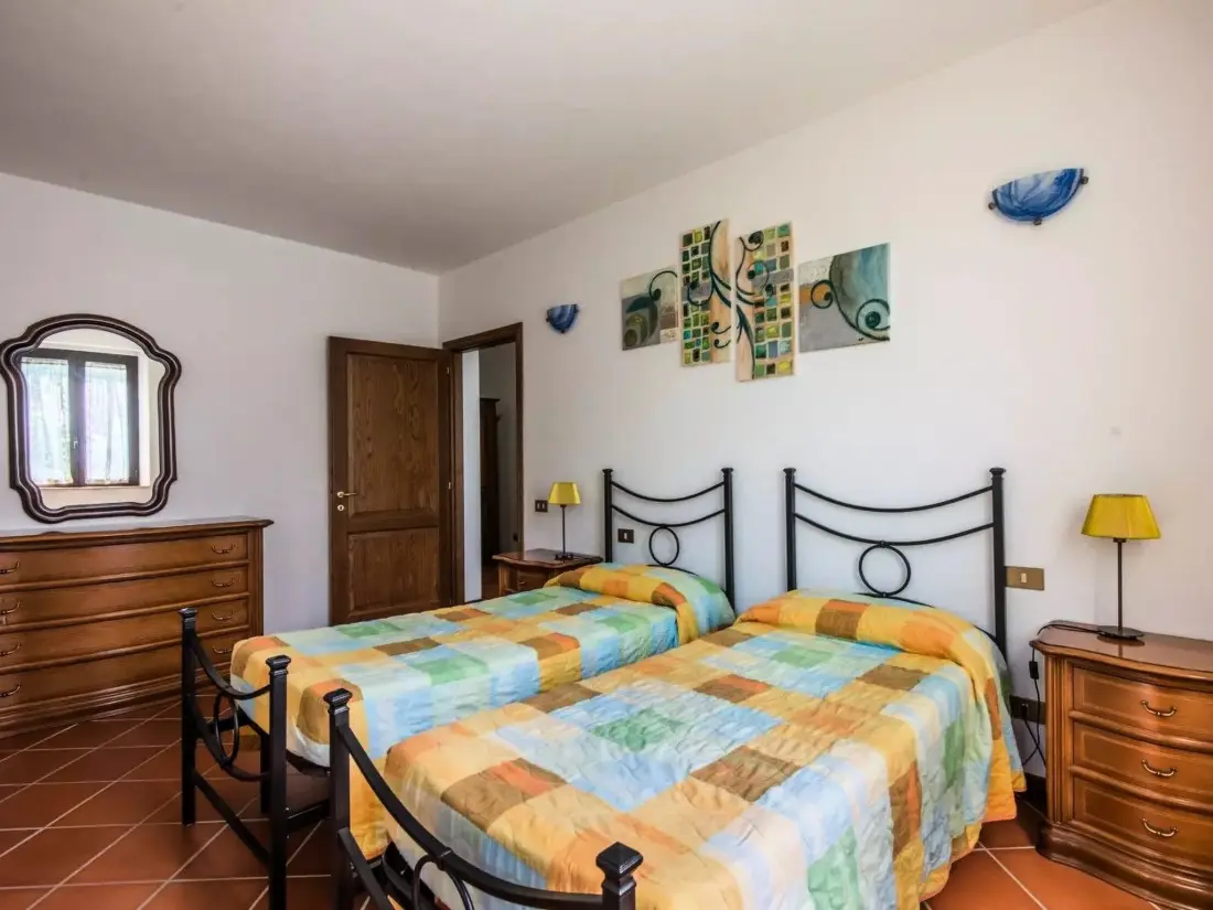 Résidence Wohnung mit Garten und oberirdischem Pool