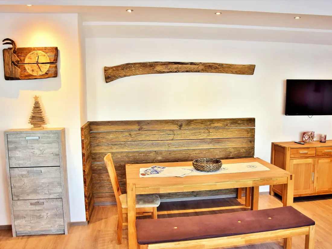 Résidence Luxuswohnung im Tiroler Almstil