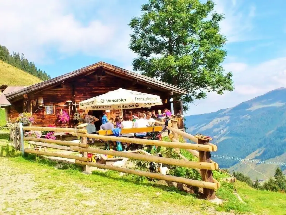 Résidence Luxuswohnung im Tiroler Almstil
