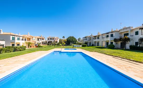 Appartements à Pera Algavre