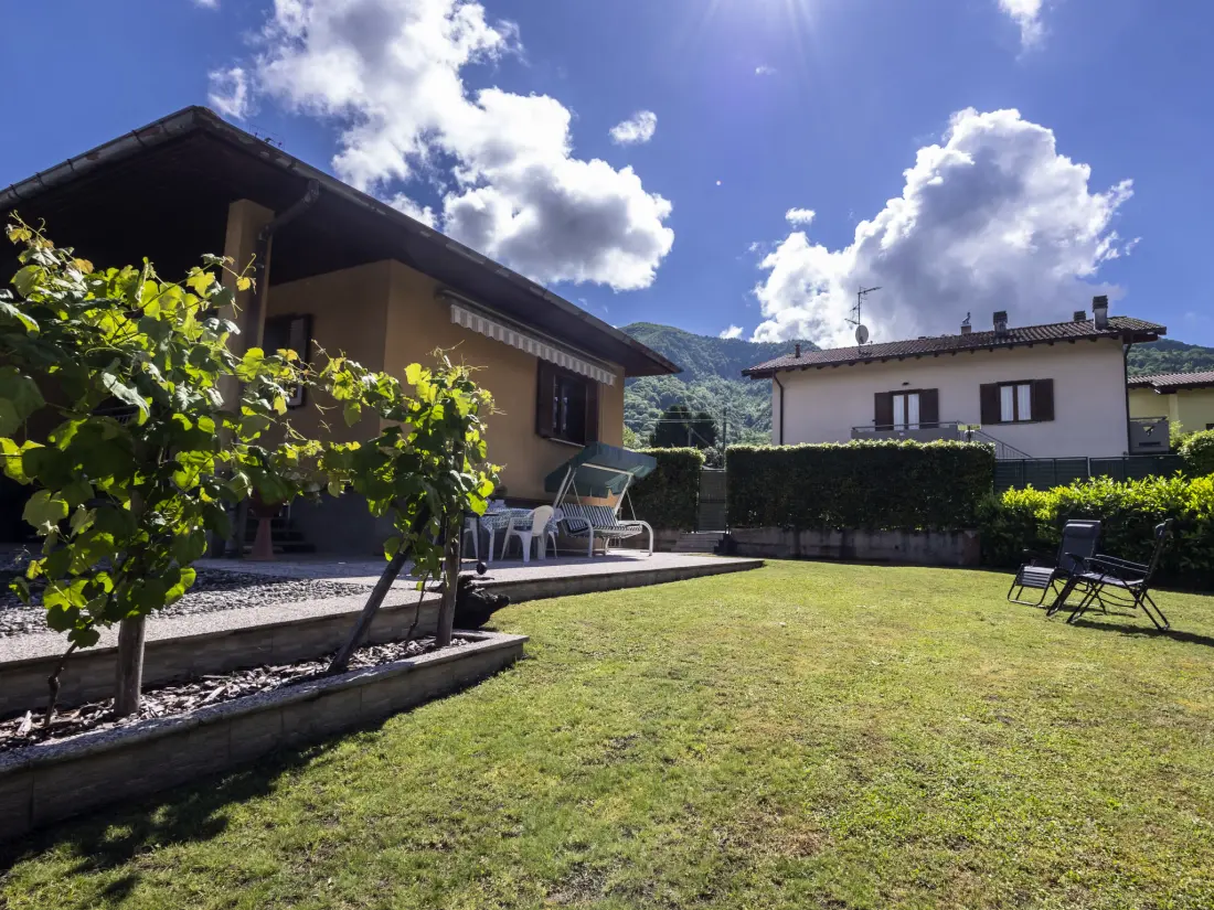 Maison de Vacances Porto Valtravaglia