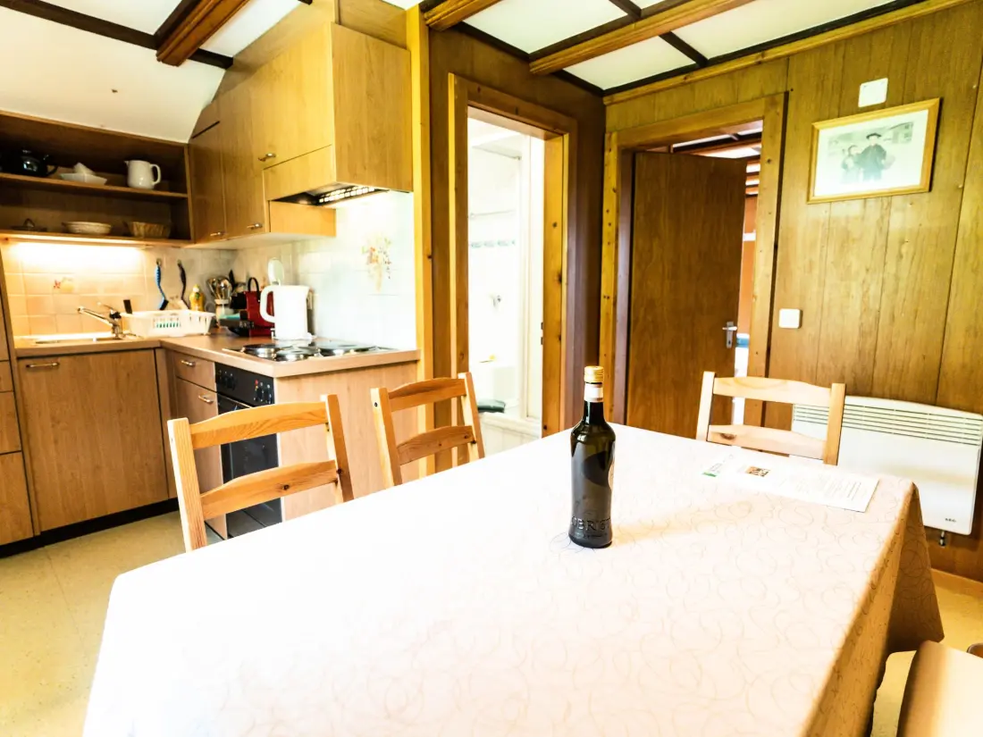 Résidence Bürcher Haus 2. OG Süd Appartement/Fewo, Dusche, WC