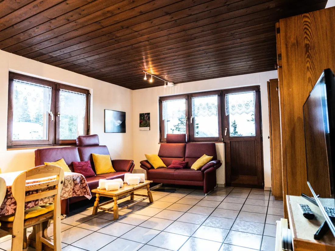 Résidence Sportina 21 2. OG Süd-Ost Appartement/Fewo, Bad, WC