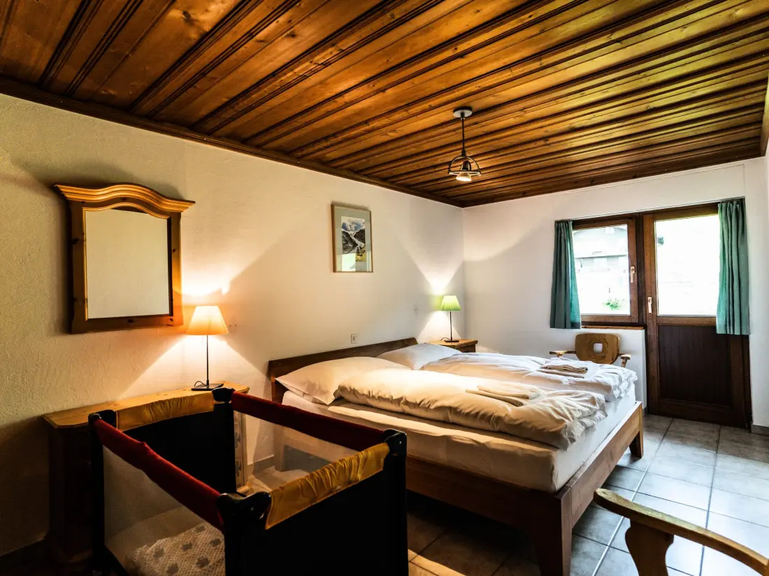 Résidence Sportina 42 DG Süd-West Appartement/Fewo 5 1/2 Zimmerwohnung, 9-Betten (DG)