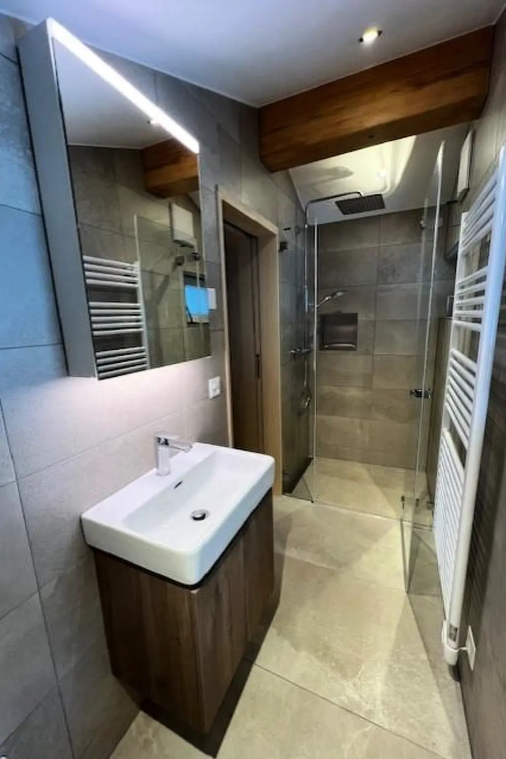 Résidence Stubulti Appartement/Fewo, Dusche und Bad, WC 3 1/2 Zimmerwohnung, 4-Betten