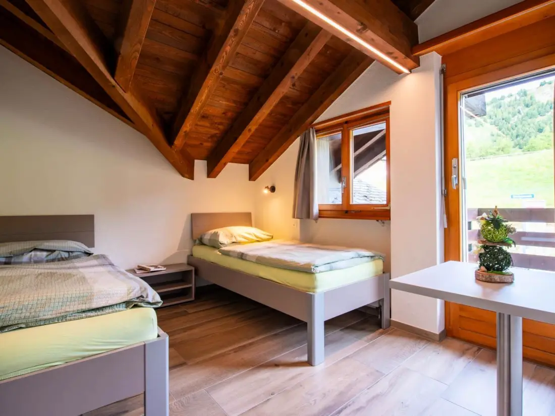 Résidence Zurschmitten 17 1. OG Süd Appartement/Fewo, Dusche und Bad, WC