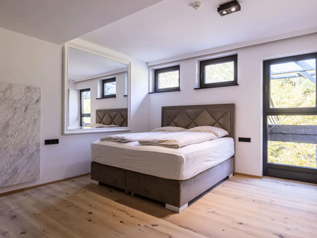 Résidence mit 2 SZ & privaten Wellnessbereich