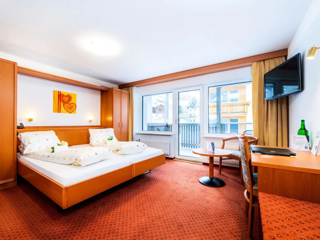 Résidence Hotel Kristall-Saphir Appartement/Fewo Apartment Serpentin