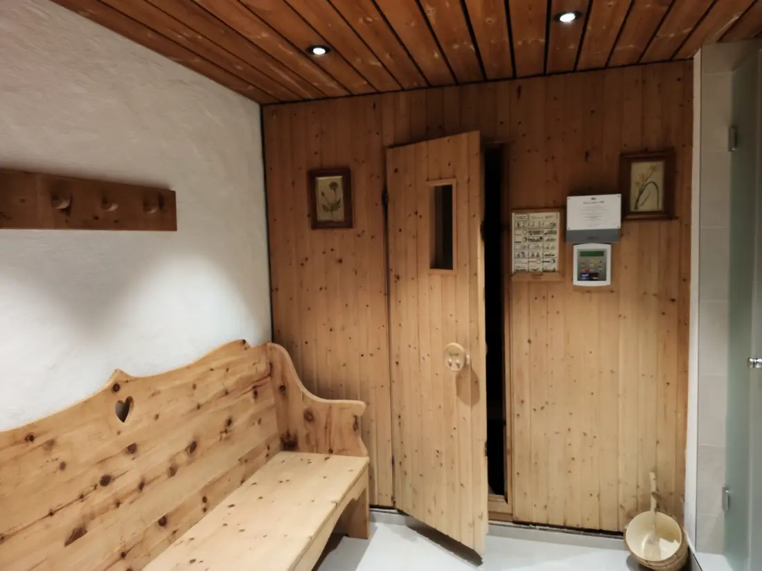 Résidence Apartment Tinus - Ruhige Wohnung im Zentrum von St. Moritz mit Aussicht