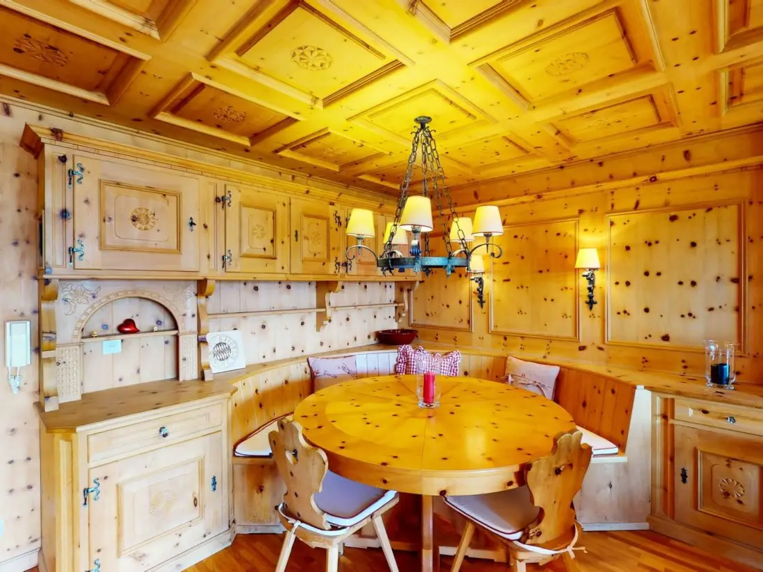 Résidence Apartment Tinus - Ruhige Wohnung im Zentrum von St. Moritz mit Aussicht