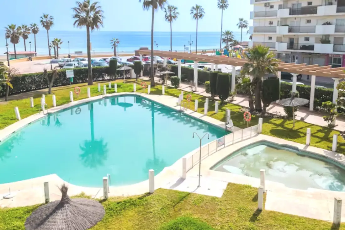 Appartements à San Luis de Sabanillas