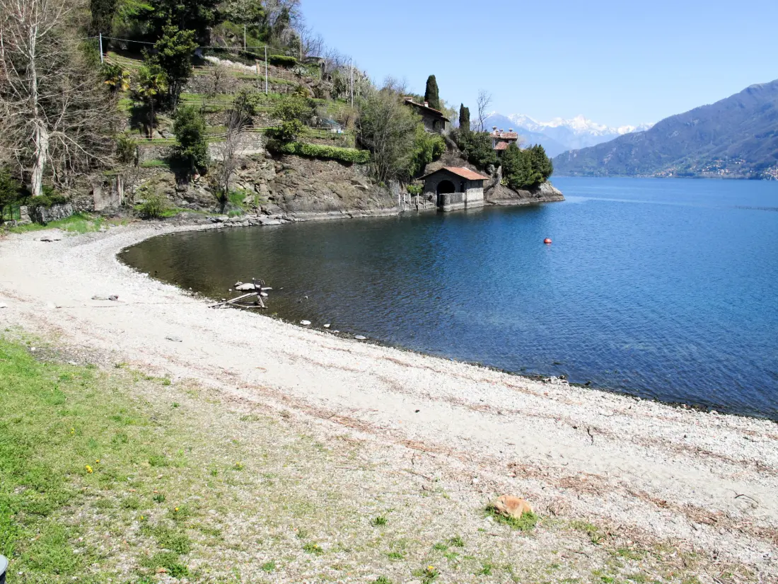 Résidence mit Terrasse und tollem See- und Bergblick