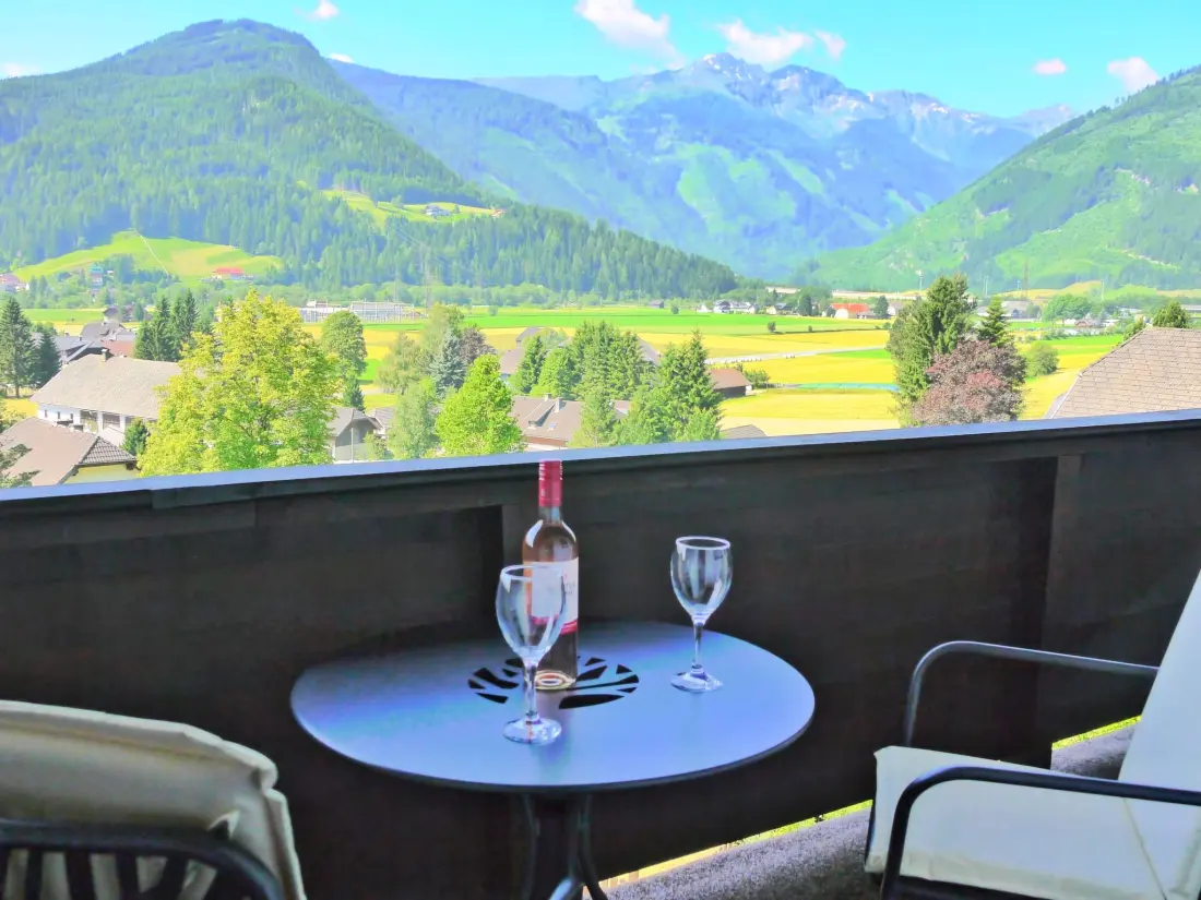 Résidence Geräumiges Apartment mit Panoramabergblick