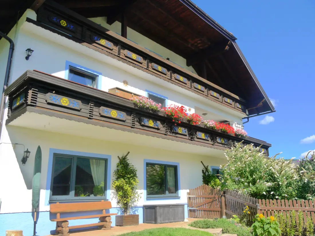 Résidence Geräumiges Apartment mit Panoramabergblick
