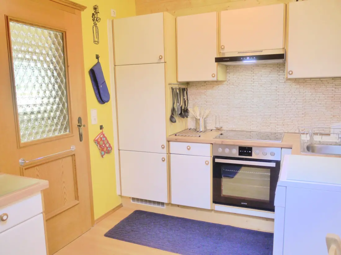 Résidence Wohl eingerichtete Wohnung mit eigenem Balkon