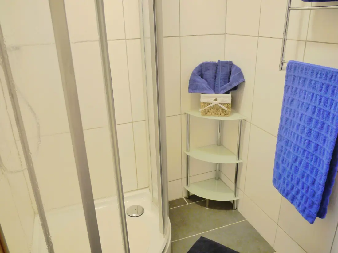 Résidence Wohl eingerichtete Wohnung mit eigenem Balkon